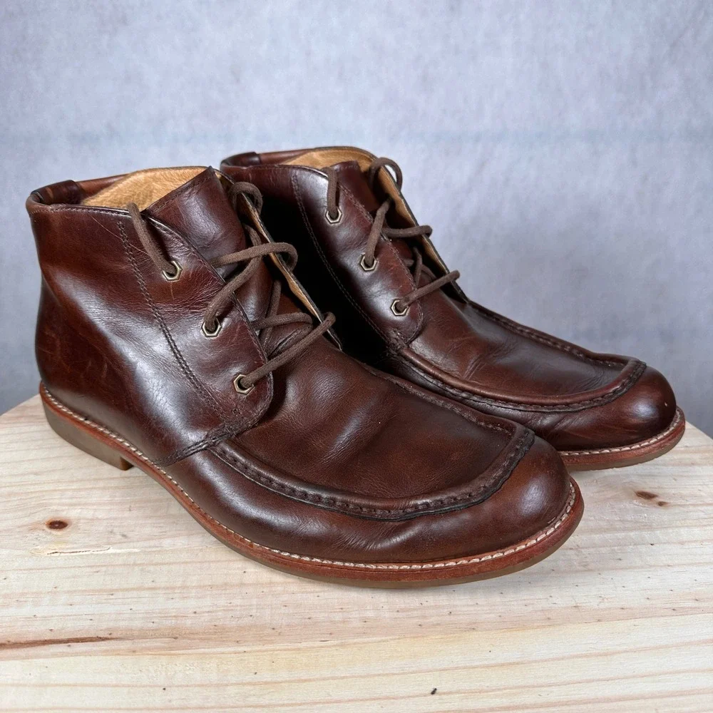 UGG Leighton Chukka Boots Mens 10 Brown Leather Good Moc Toe Lace Up 1001901